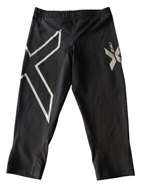 2XU Small Black Cropped Compression Tights